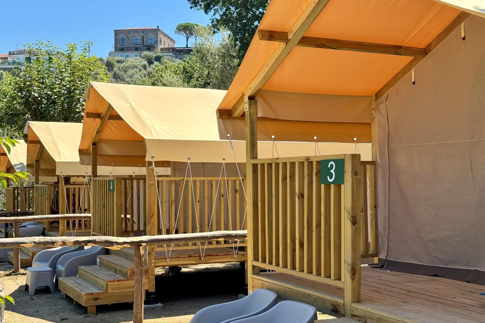 Hostel & Glamping Santa Fortunata Sorrento Exterior photo